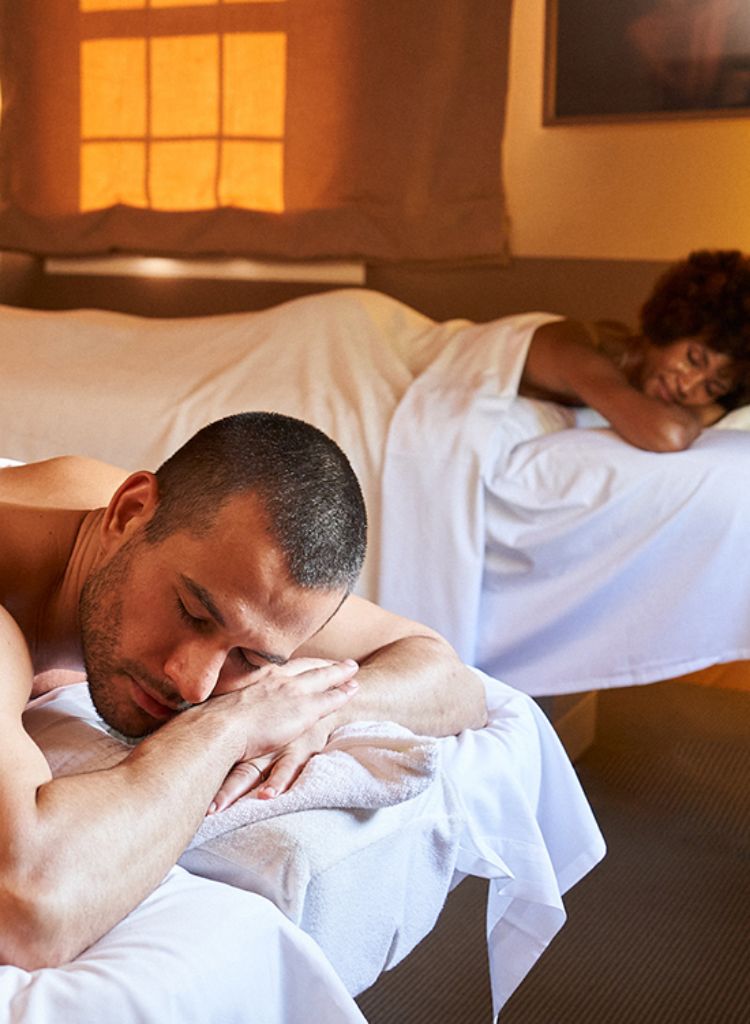 RENDEZVOUS FOR TWO | traditional massage